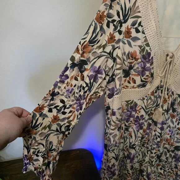 Torrid 3 Floral Mini Dress - Picture 3 of 10